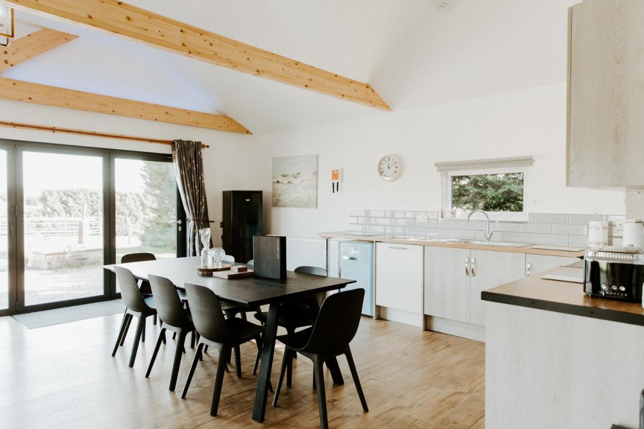 King Richard'S Luxury Lodge - Sleeps Up To 8 ,Dog Friendly ,Near Sherwood Forest At Fairview Farm In Nottingham Set In 88 Acres And Great For Groups,Family Gatherings,Corporate Events Eksteriør billede