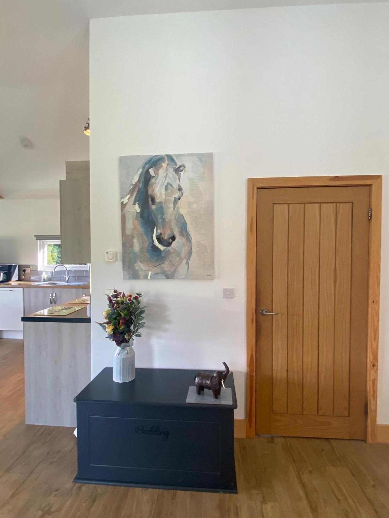 King Richard'S Luxury Lodge - Sleeps Up To 8 ,Dog Friendly ,Near Sherwood Forest At Fairview Farm In Nottingham Set In 88 Acres And Great For Groups,Family Gatherings,Corporate Events Eksteriør billede
